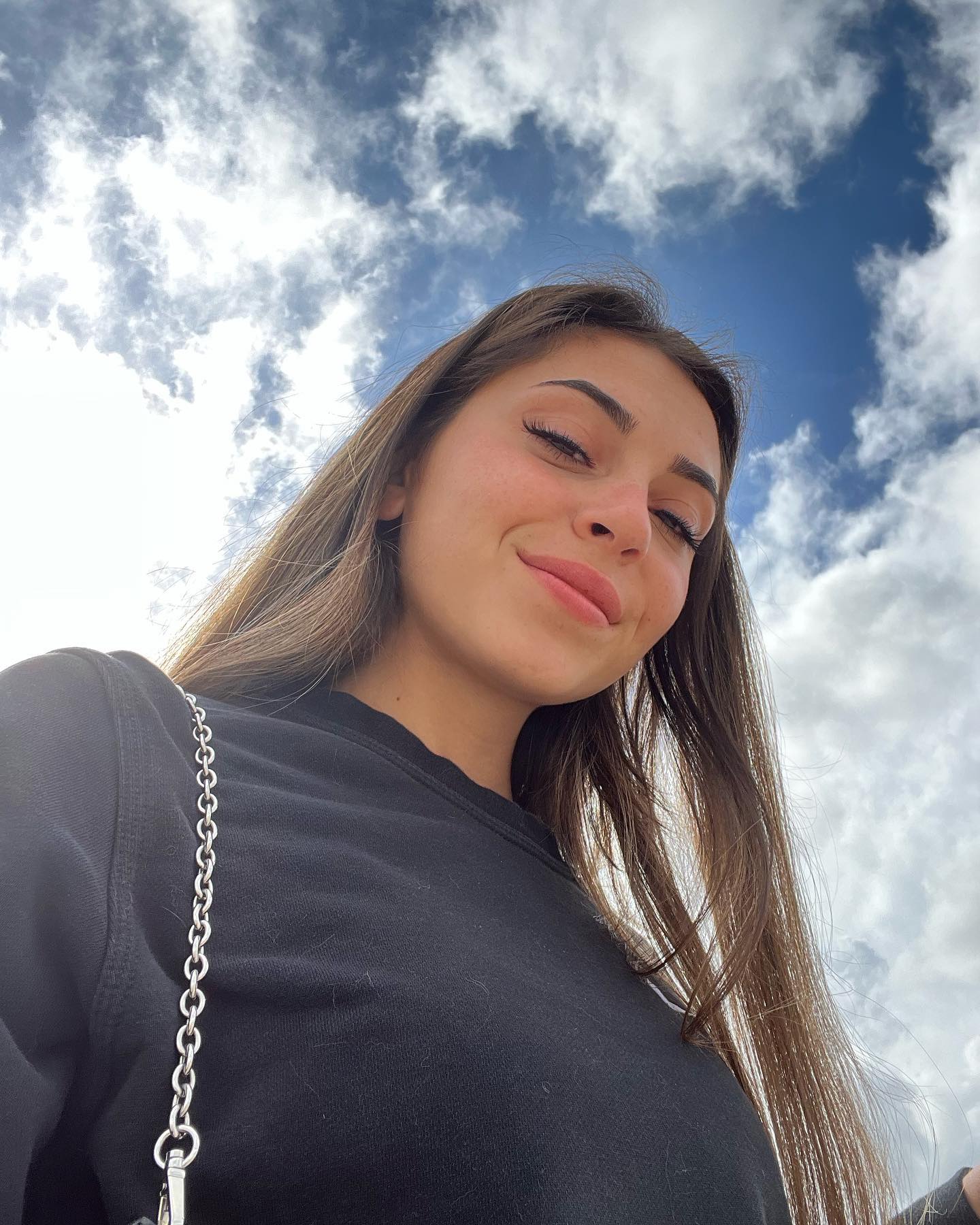 Who is Mirandahmarievip? Biography, Net worth ,Career 2024